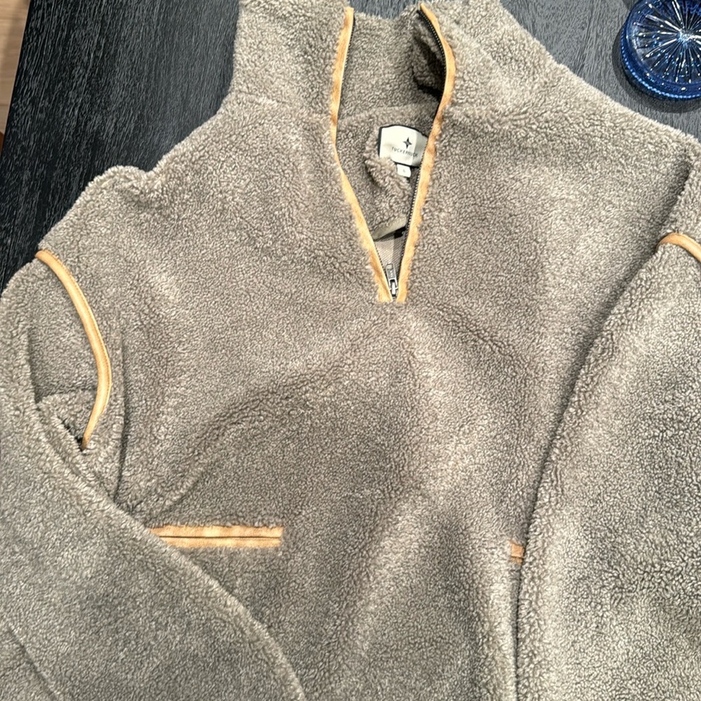 Tuckernuck Olive Rhodes Shearling Quarter Zip / medium